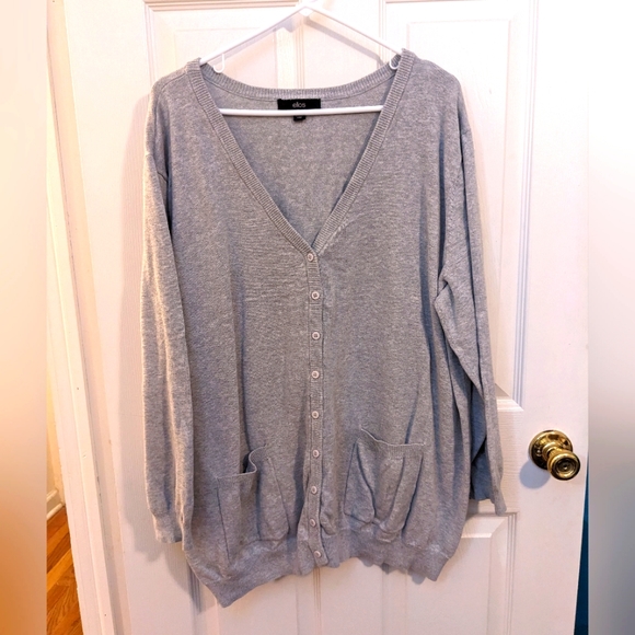ellos Sweaters - Ellos gray, button down cardigan with pockets, size 26/28